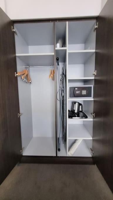 Nice Apartment In Modern Center Of Duesseldorf Ngoại thất bức ảnh